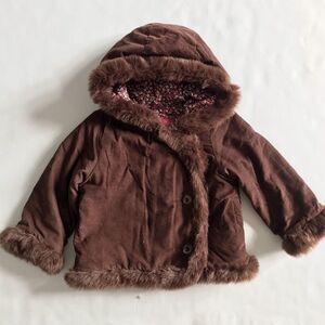 Babygap Braden corduroy faux fur trimmed jacket EUC 4T